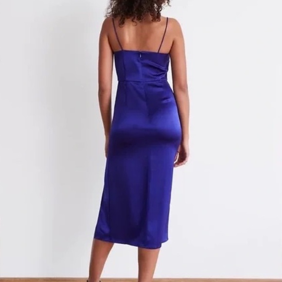 Aritzia Babaton Atrium Satin Dress, Size 08 - Picture 3 of 7